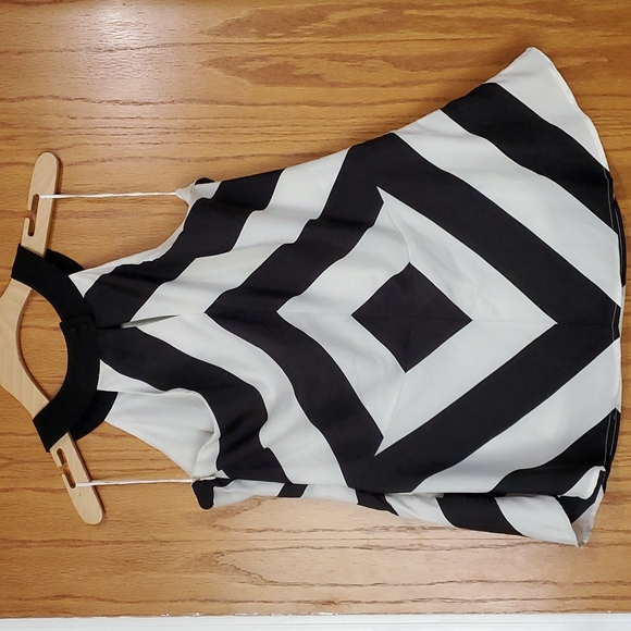 Blouse - Picture 2 of 4